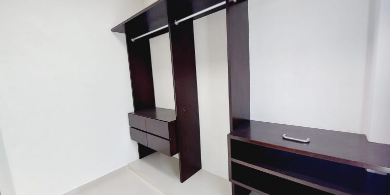 4b16cde4-4b57-410a-a0c2-7335326aed7f